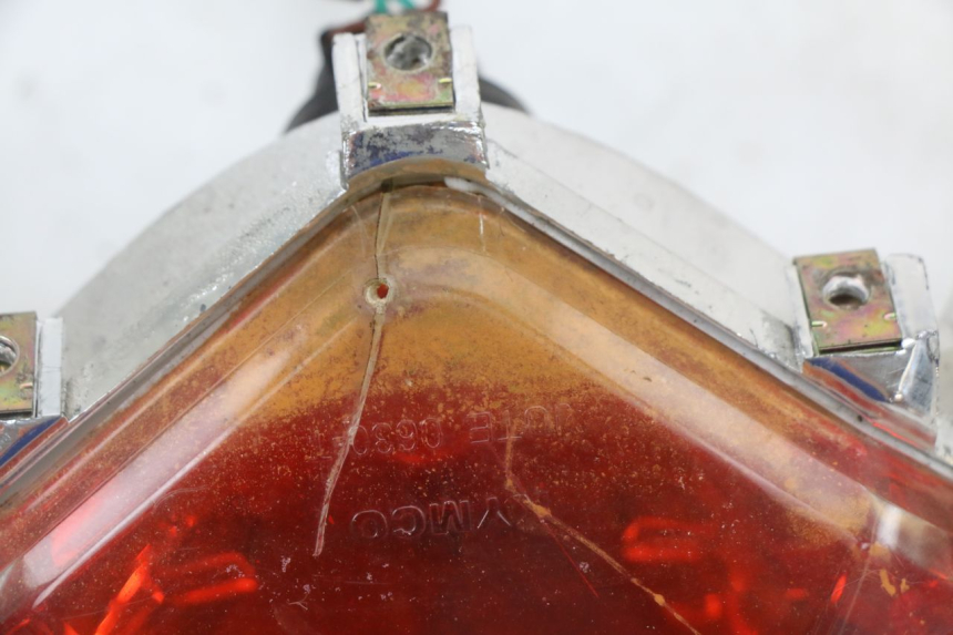 photo de RÜCKLICHT KYMCO SUPER 8 4T 50 (2018 - 2020) - Details der Befestigungspunkte