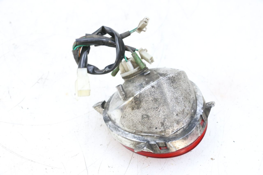 photo de RÜCKLICHT NECO TEMPO 4T 50 (2022 - 2026) - Details der Befestigungspunkte