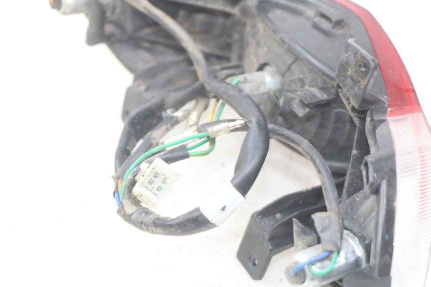 photo de RÜCKLICHT PEUGEOT TWEET 4T 50 (2010 - 2014) - Zoom auf Gebrauchszustand