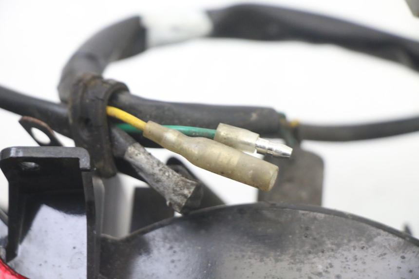 photo de RÜCKLICHT PEUGEOT TWEET 4T 50 (2018 - 2022) - Details der Befestigungspunkte