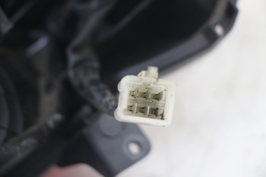 photo de RÜCKLICHT PEUGEOT TWEET 4T 50 (2018 - 2022) - Oberflächenzustand und Material