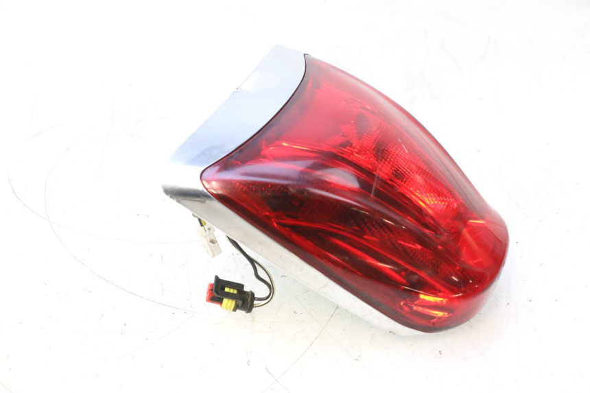 photo de RÜCKLICHT PIAGGIO VESPA PRIMAVERA 2T 50 (2013 - 2018) - Detailansicht des Bauteils