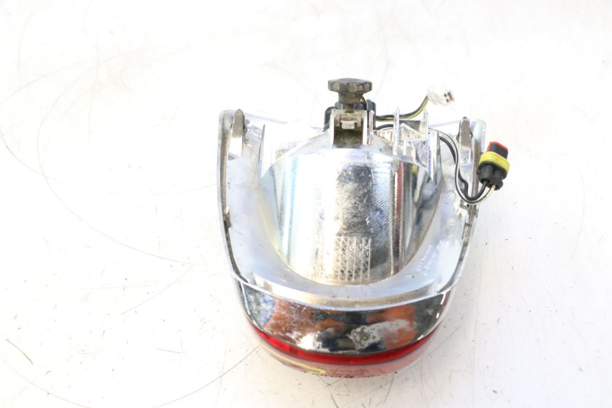 photo de RÜCKLICHT PIAGGIO VESPA PRIMAVERA 2T 50 (2013 - 2018) - Oberflächenzustand und Material