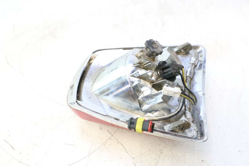 photo de RÜCKLICHT PIAGGIO VESPA PRIMAVERA 2T 50 (2013 - 2018) - Geprüftes Gebrauchtteil