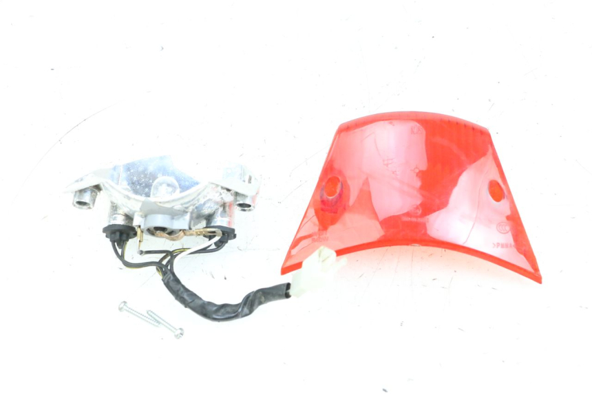 photo de RÜCKLICHT PIAGGIO ZIP 4T 50 (2018 - 2020) - Kennzeichnungen und Originalreferenzen