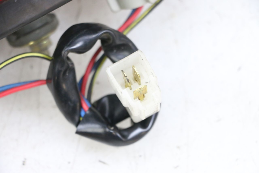 photo de RÜCKLICHT KAWASAKI ZR 7 750 (1999 - 2004) - Technische Nahaufnahme