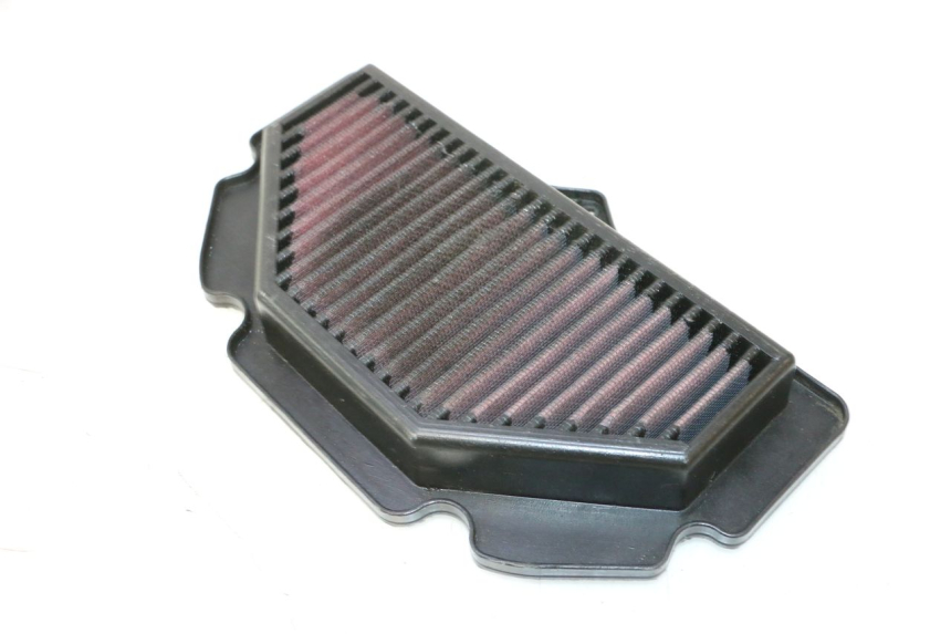 photo de LUFTFILTER SUZUKI GSR 600 (2005 - 2012) - Zoom auf Gebrauchszustand