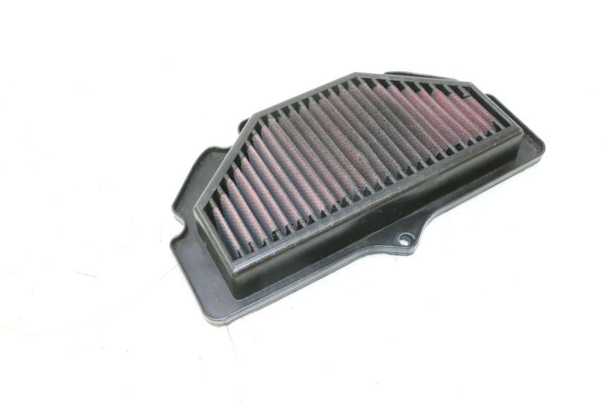 photo de LUFTFILTER SUZUKI GSR 600 (2005 - 2012) - Alternative Perspektive