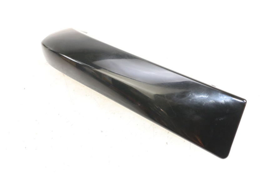 photo de HINTERE RECHTE SEITENVERKLEIDUNG E-MAX 80L 1 (2011 - 2014) - Detailansicht des Bauteils