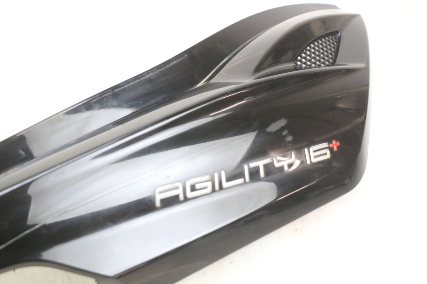 photo de RECHTER HINTERER KOTFLÜGEL KYMCO AGILITY 16+ 4T 50 (2018 - 2023) - Technische Nahaufnahme
