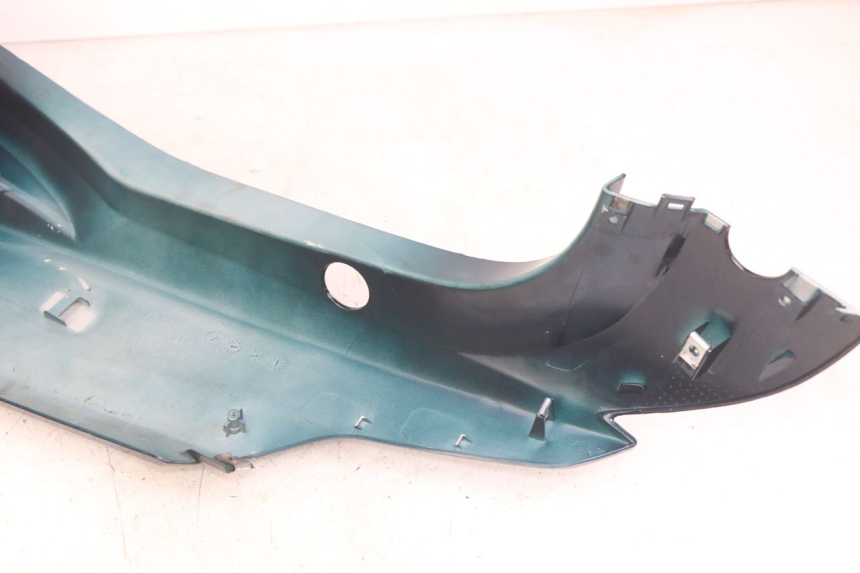 photo de RECHTER HINTERER KOTFLÜGEL KYMCO AGILITY 16+ 4T 50 (2018 - 2023) - Alternative Perspektive