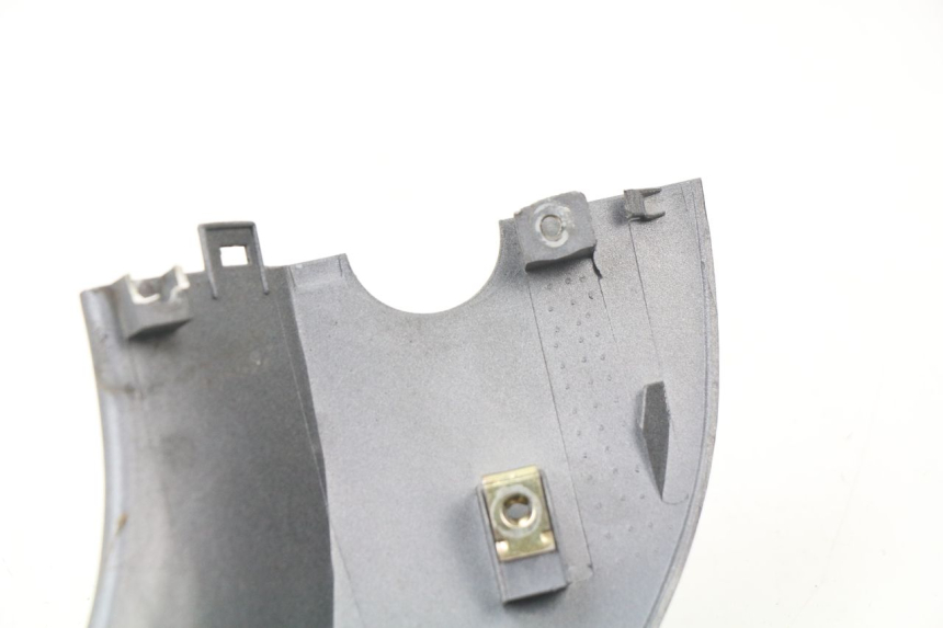 photo de VERKLEIDUNG HINTEN RECHTS KYMCO AGILITY CITY 2T 50 (2008 - 2016) - Zoom auf Gebrauchszustand