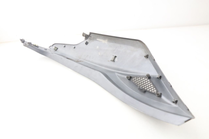 photo de VERKLEIDUNG HINTEN RECHTS KYMCO AGILITY CITY 2T 50 (2008 - 2016) - Technische Nahaufnahme