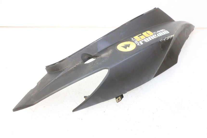 photo de VERKLEIDUNG HINTEN RECHTS KYMCO AGILITY NAKED RENOUVO 2T 50 (2011 - 2018) - Technische Nahaufnahme