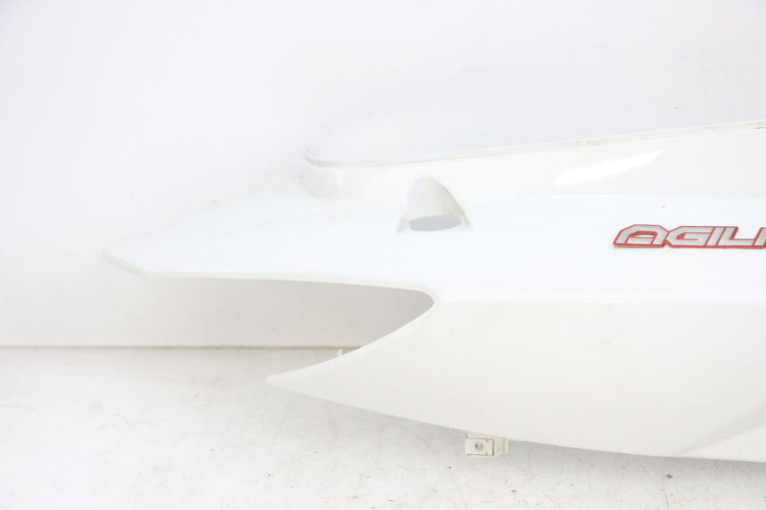 photo de VERKLEIDUNG HINTEN RECHTS KYMCO AGILITY RS 4T 50 (2009 - 2013) - Zoom auf Komponenten