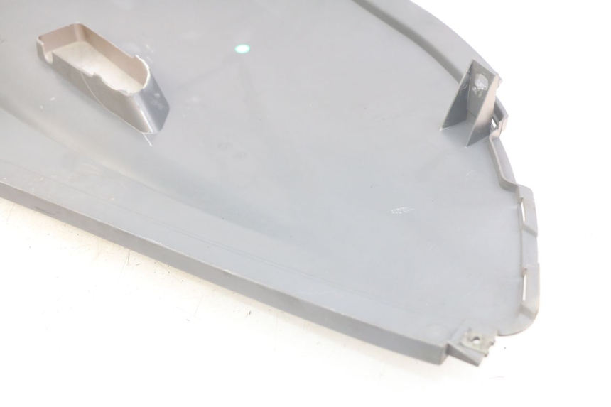 photo de RECHTER HINTERER KOTFLÜGEL ECCITY ARTELEC 670 1 (2013 - 2017) - Alternative Perspektive