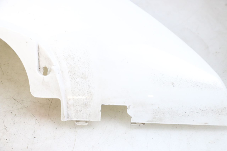 photo de RECHTER HINTERER KOTFLÜGEL JONWAY AZTRAL 125 (2008 - 2017) - Geprüftes Gebrauchtteil