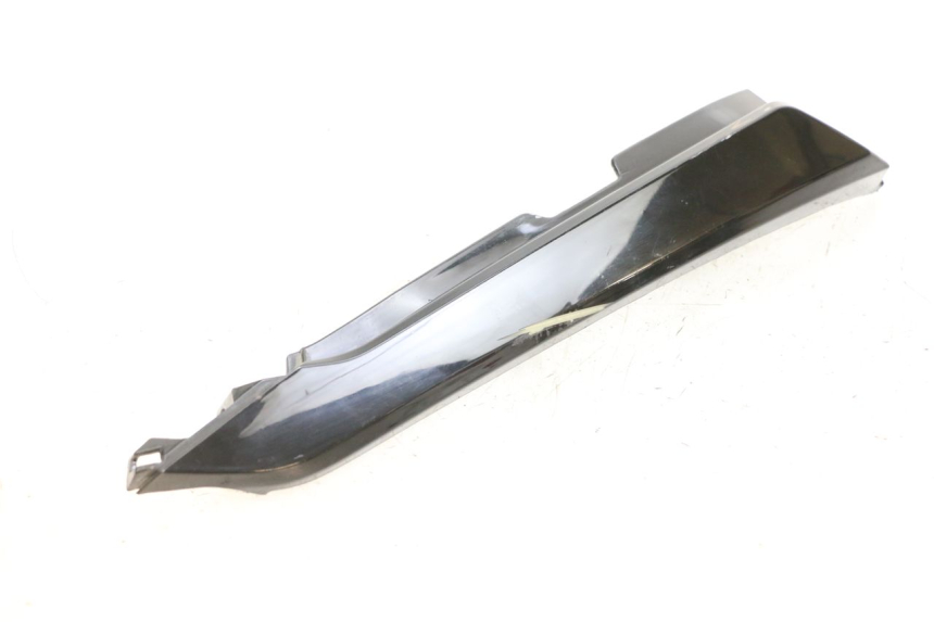 photo de VERKLEIDUNG HINTEN RECHTS MAG POWER BOMBERS 4T 50 (2016 - 2026) - Technische Nahaufnahme