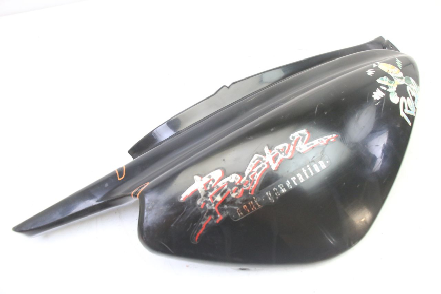 photo de RECHTER HINTERER KOTFLÜGEL MBK BOOSTER NEXT GENERATION 50 (1995 - 1998) - Detailansicht des Bauteils