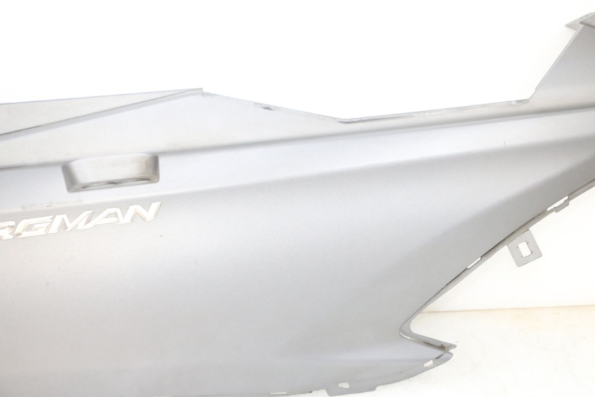 photo de VERKLEIDUNG HINTEN RECHTS SUZUKI BURGMAN 650 (2013 - 2020) - Kennzeichnungen und Originalreferenzen