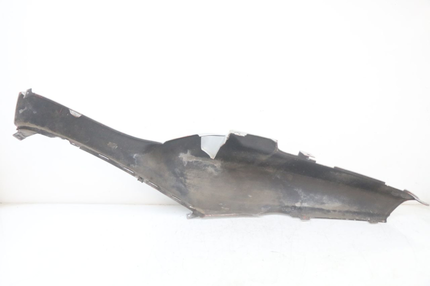 photo de RECHTER HINTERER KOTFLÜGEL BMW C1 125 (2000 - 2003) - Oberflächenzustand und Material