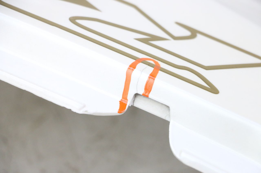 photo de RECHTER HINTERER KOTFLÜGEL HONDA CBR RR FIREBLADE 900 (1992 - 1994) - Zoom auf Komponenten