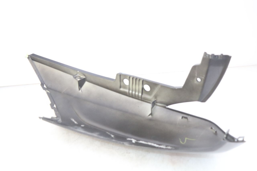 photo de RECHTER HINTERER KOTFLÜGEL PEUGEOT CITYSTAR 125 (2011 - 2017) - Zoom auf Gebrauchszustand