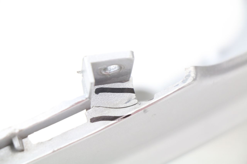 photo de VERKLEIDUNG HINTEN RECHTS SYM DD 50 (2005 - 2011) - Zoom auf Gebrauchszustand