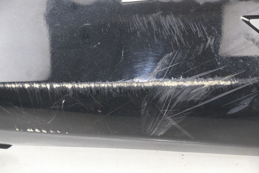 photo de VERKLEIDUNG HINTEN RECHTS KYMCO DINK 4T 50 (2007 - 2018) - Weitere Ansicht des Artikels