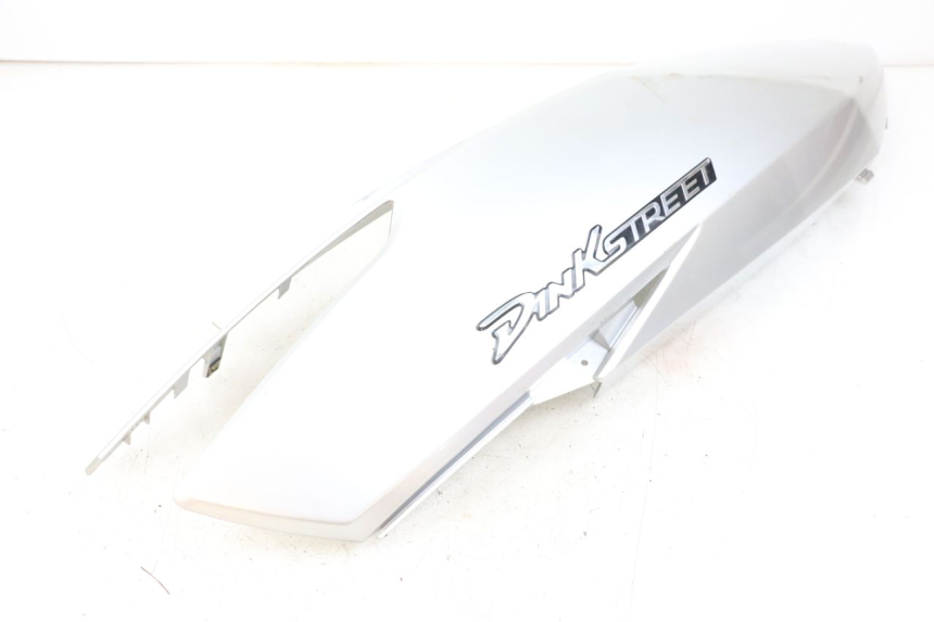 photo de RECHTE HINTERE SEITENVERKLEIDUNG KYMCO DINK STREET 125 (2009 - 2014) - Technische Nahaufnahme