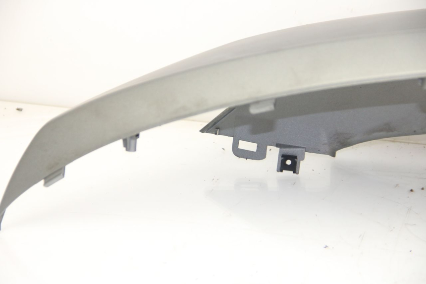 photo de RECHTER HINTERER KOTFLÜGEL KYMCO DOWNTOWN ABS 125 (2015 - 2017) - Charakteristische Merkmale