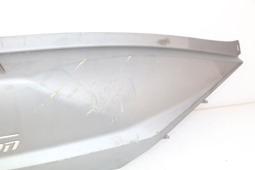 photo de RECHTER HINTERER KOTFLÜGEL KYMCO DOWNTOWN ABS 125 (2015 - 2017) - Geprüftes Gebrauchtteil