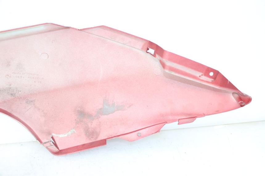 photo de VERKLEIDUNG HINTEN RECHTS PEUGEOT ELYSTAR 125 (2002 - 2007) - Technische Nahaufnahme