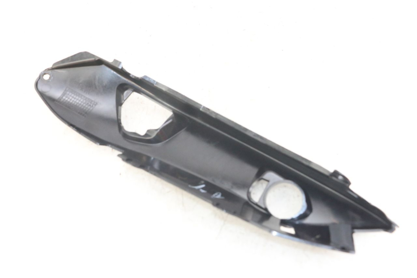 photo de VERKLEIDUNG HINTEN RECHTS KAWASAKI ER-6 ER6 N 650 (2012 - 2016) - Technische Nahaufnahme