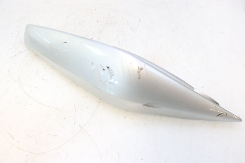 photo de VERKLEIDUNG HINTEN RECHTS KAWASAKI ER-6 ER6 N 650 (2005 - 2009) - Details der Befestigungspunkte