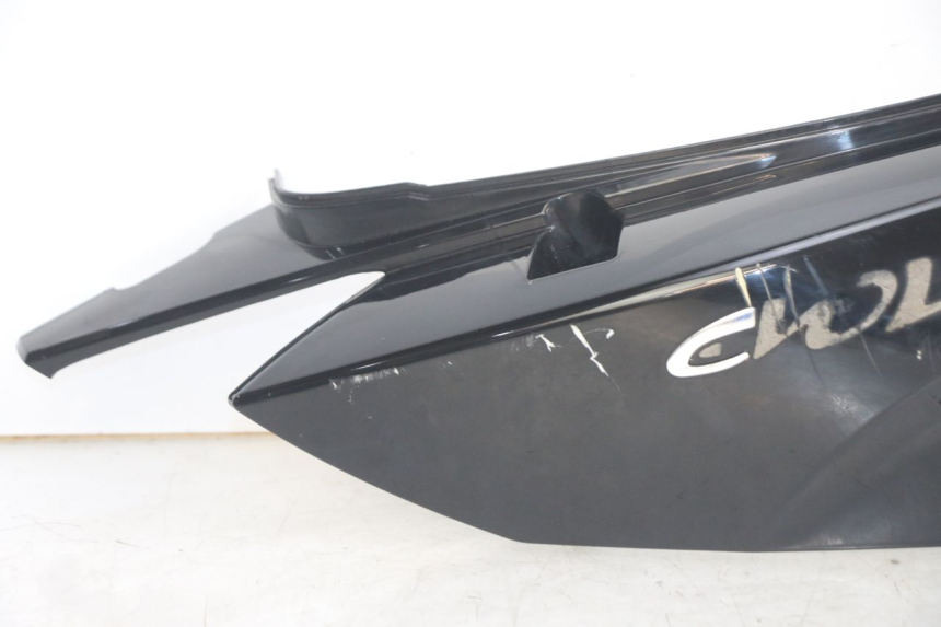 photo de RECHTER HINTERER KOTFLÜGEL JM MOTORS EVOLIS 4T 50 (2018 - 2022) - Charakteristische Merkmale