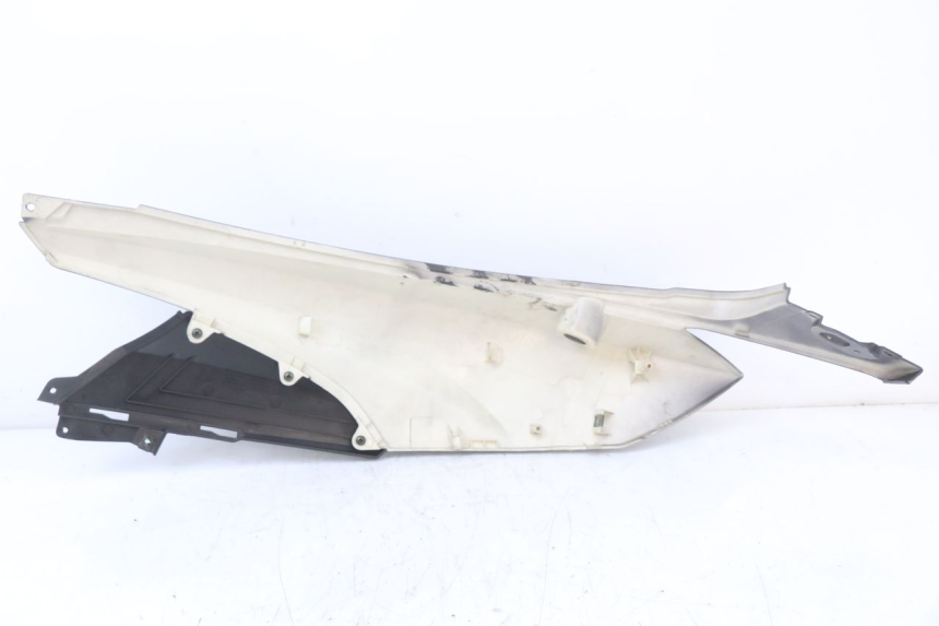 photo de RECHTER HINTERER KOTFLÜGEL JM MOTORS EVOLIS 4T 50 (2018 - 2022) - Detailansicht des Bauteils