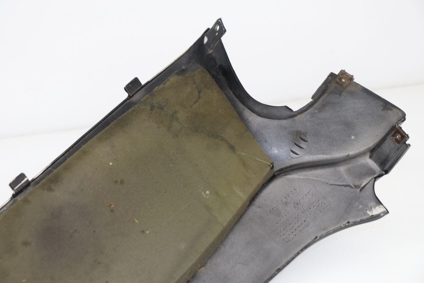 photo de VERKLEIDUNG HINTEN RECHTS MBK EVOLIS 50 (1992 - 1998) - Technische Nahaufnahme