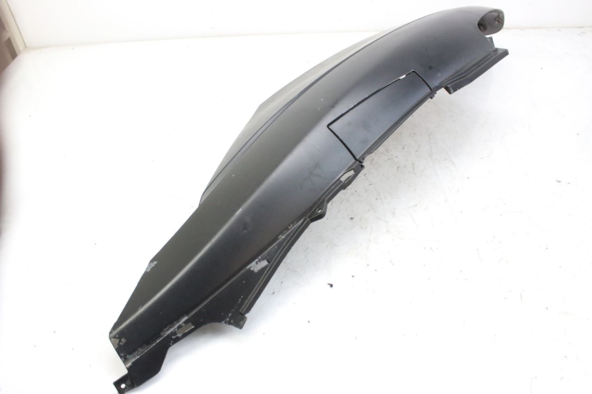 photo de RECHTER HINTERER KOTFLÜGEL HONDA FES S-WING SWING ABS 125 (2007 - 2015) - Details der Befestigungspunkte