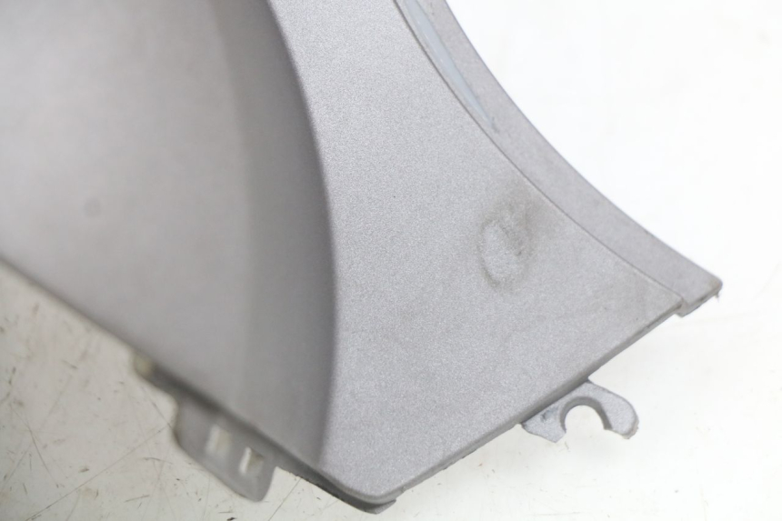 photo de RECHTER HINTERER KOTFLÜGEL SYM FIDDLE 3 III 125 (2014 - 2020) - Hochauflösende Nahaufnahme