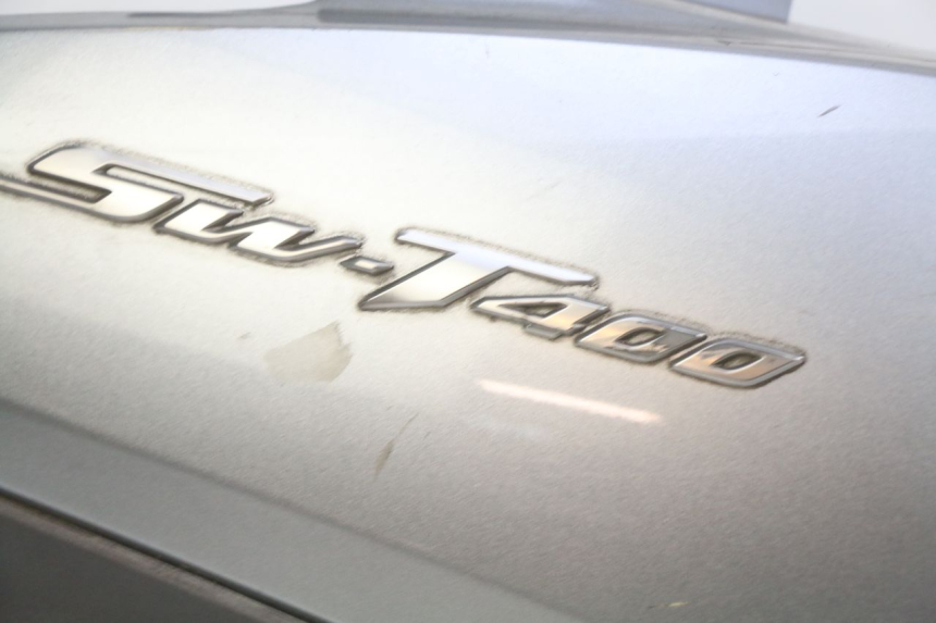 photo de RECHTER HINTERER KOTFLÜGEL HONDA FJS SILVERWING SILVER WING 400 (2009 - 2016) - Hochauflösende Nahaufnahme