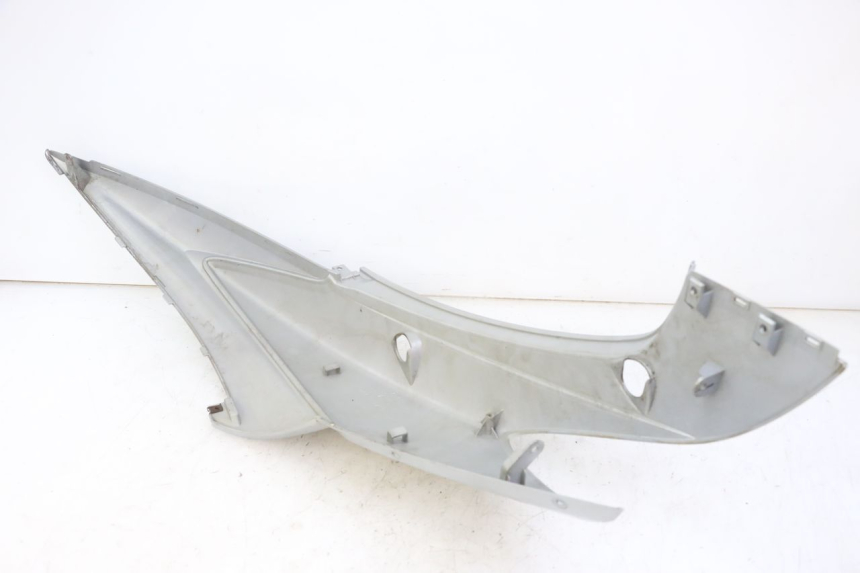 photo de VERKLEIDUNG HINTEN RECHTS MBK FLAME X 125 (2007 - 2016) - Oberflächenzustand und Material