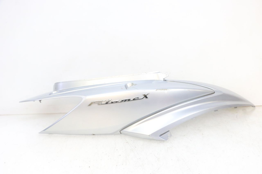 photo de VERKLEIDUNG HINTEN RECHTS MBK FLAME X 125 (2007 - 2016) - Hauptansicht