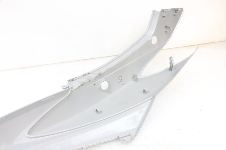 photo de VERKLEIDUNG HINTEN RECHTS MBK FLAME X 125 (2007 - 2016) - Zoom auf Gebrauchszustand