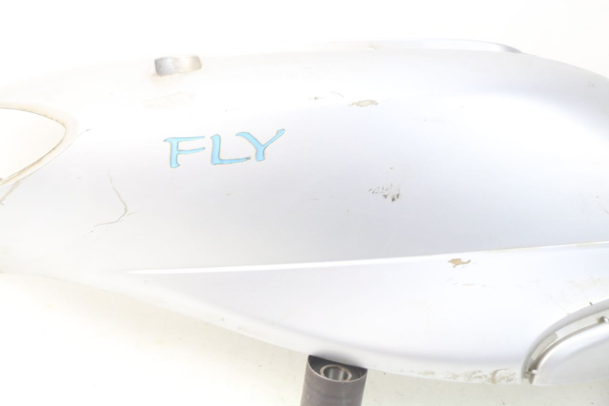 photo de VERKLEIDUNG HINTEN RECHTS PIAGGIO FLY 2T 50 (2004 - 2017) - Detailansicht des Bauteils