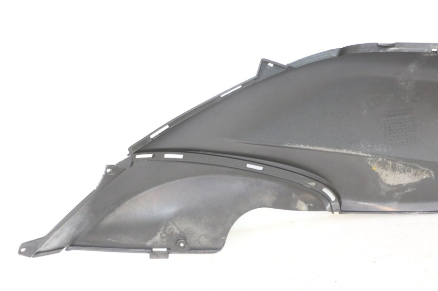 photo de VERKLEIDUNG HINTEN RECHTS PIAGGIO FLY 2T 50 (2004 - 2017) - Gesamtansicht des Produkts