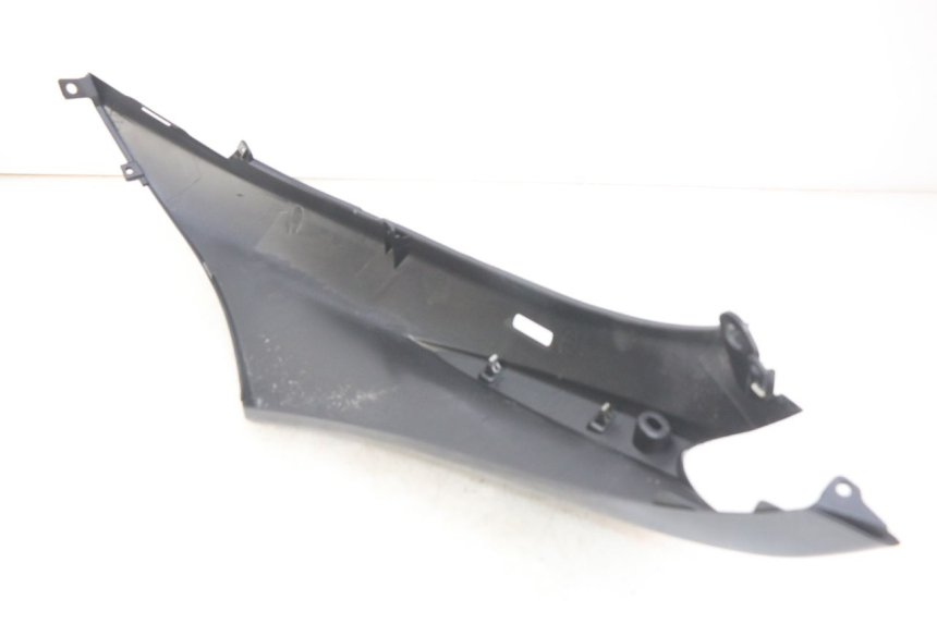 photo de RECHTER HINTERER KOTFLÜGEL PIAGGIO FLY 4T 50 (2013 - 2017) - Zoom auf Gebrauchszustand