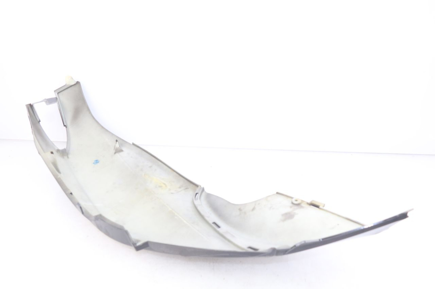 photo de VERKLEIDUNG HINTEN RECHTS PIAGGIO FLY 125 (2005 - 2012) - Zoom auf Gebrauchszustand