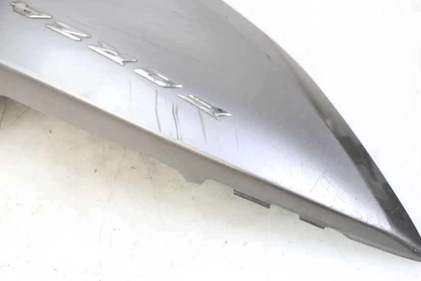 photo de VERKLEIDUNG HINTEN RECHTS HONDA FORZA ABS 300 (2013 - 2017) - Charakteristische Merkmale