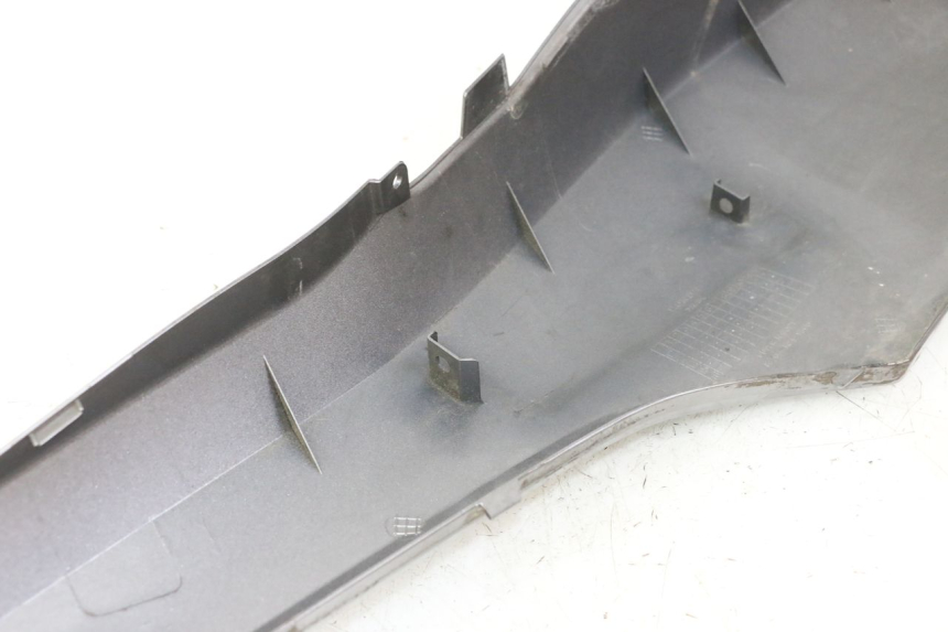 photo de VERKLEIDUNG HINTEN RECHTS HONDA FORZA ABS 300 (2013 - 2017) - Gesamtansicht des Produkts